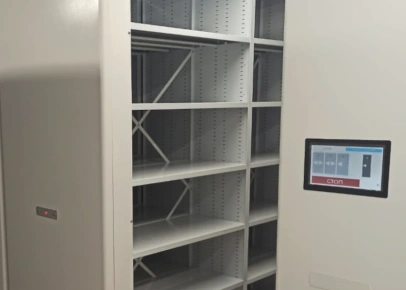 Стеллажи с электроприводом для книгохранилища